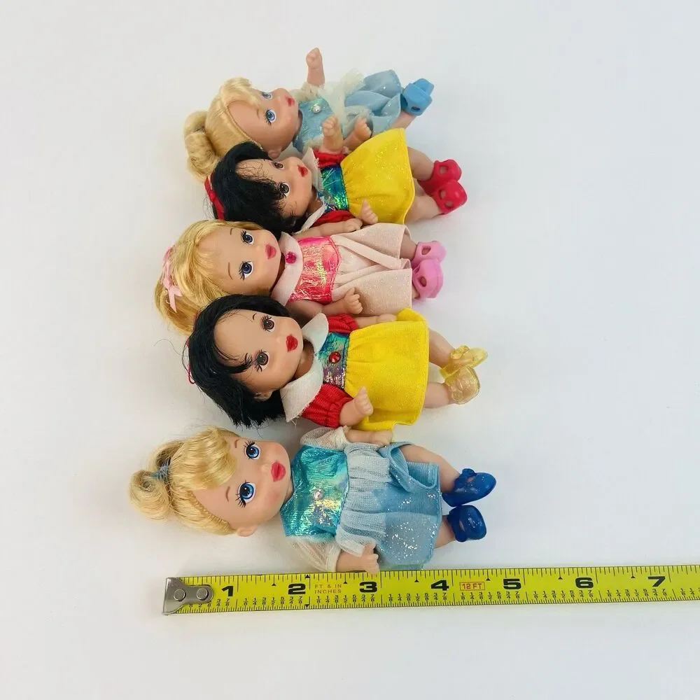 Disney Royal Nursery Princesses Snow White Sleeping Beauty Cinderella Lot of 5